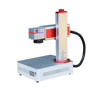 Máquina láser de huecograbado en metal portátil jpt mopa M7 autofocus grabado láser en hierro - Product Image 1
