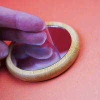 Miroir de maquillage de poche en bambou écologique Portable Logo personnalisé cadre de main en bois verre moderne personnalisé petit cosmétique de beauté