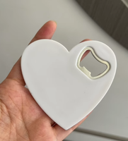 Ouvre-bouteille Love personnalisé démarreur de bière en plastique entreprise publicité tire-bouchon et ouvre
