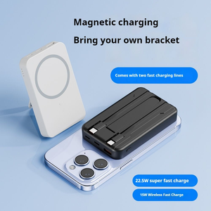 Nuovo Prodotto Mini Power Bank Ricarica Rapida 10000mAh Wireless Magnetico Portatile con Cavi Integrati Power Bank 15W Wireless - Product Image 4