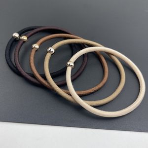 Élastique à cheveux en tissu fin effet peau de serpent avec perles dorées, haute élasticité, pour queue de cheval, usage quotidien, fabrication artisanale, origine Yiwu, été 2024 - Product Image 1