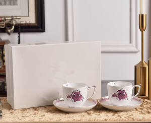 Service à thé en porcelaine osseuse européenne à quatre couleurs avec motif végétal classique, double tasse et soucoupe, avec boîte cadeau écologique, idéal pour les cadeaux - Product Image 6