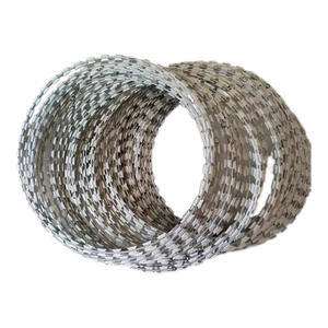 Alambre de púas de maquinilla de afeitar de buena calidad de fabricación de fábrica - Product Image 5