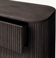 Commode moderne à 6 tiroirs en bois clair à grain vertical pour le rangement du salon et de la chambre