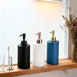 Bouteille en plastique PET à épaule plate avec pompe, transparente, pour shampoing, lotion corporelle et savon liquide, 250ml, 500ml, 8oz, 16oz - Product Image 6