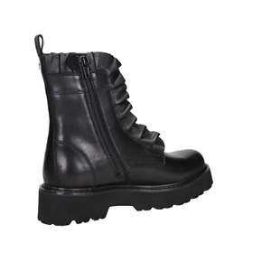 รองเท้าบูทคอมแบทสำหรับผู้หญิง หนังสีดำ แต่งระบาย พื้นหนา - Product Image 5