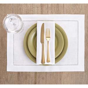 Napperons en lin à points de croix avec finition tissée soignée pour les fournisseurs de services de restauration dans le secteur des banquets - Product Image 1