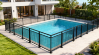 Clôture de piscine en aluminium perforée avec porte, écologique, sûre et bien conçue, avec revêtement en poudre noire