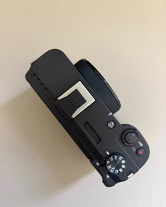Cámara de fotograma completo de 45MP + obturador electrónico de 20 fps — la R5 es la insignia de la calidad de imagen y la velocidad! - Product Image 4