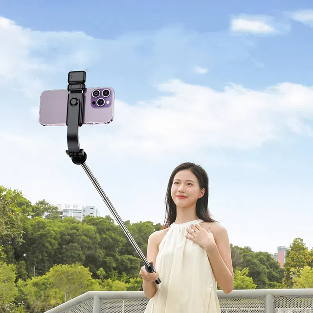 360 Rotate R1S-L Selfie Stick Adjustable Selfie Stick Tripod with Universal Phone Holder Mobile Phone Tripod with Remote Stock
