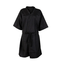 Bata de salón de peluquería de poliéster impermeable con logotipo personalizado para salón de belleza Spa con bolsillos Kimono de pelo cliente bata de Spa Bata
