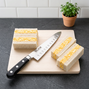 Cuchillo de Chef Resistente con Hoja Dentada, Mango de Plástico con Acabado Satinado, Apto para Lavavajillas - Product Image 3