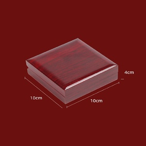 Boîte de rangement en <span class=keywords><strong>bois</strong></span> rouge personnalisé pour bijoux collier pendentif avec lumière LED pour l'artisanat du <span class=keywords><strong>bois</strong></span> boîtes en <span class=keywords><strong>bois</strong></span> enseignes murales - Product Image 4