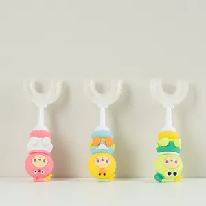 Brosse à dents pour enfants en forme de U en caoutchouc souple sûr de dessin animé personnalisé de haute qualité pour les enfants