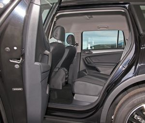 <span class=keywords><strong>2020</strong></span>-2024 Gasolina usada barata Volks-wagen <span class=keywords><strong>Tiguan</strong></span> Coche Automático 5 asientos <span class=keywords><strong>Segunda</strong></span> <span class=keywords><strong>mano</strong></span> Vehículo de gasolina Seconde Main Voiture D'occasion - Product Image 6