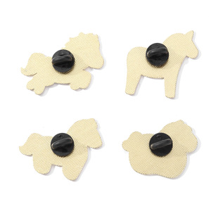 En gros, Pin's en émail et métal personnalisé, motif Cheval de dessin animé, <span class=keywords><strong>Zodiaque</strong></span> <span class=keywords><strong>Chevalier</strong></span>, Année <span class=keywords><strong>du</strong></span> Cheval 2026, pour sacs à dos - Product Image 5