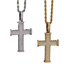 Listo para Enviar: Colgante de Cruz de Moissanita con Incrustaciones, Chapado en Oro Rosa, Plata de Ley 925, Estilo Hip Hop, Unisex, $24 - Product Image 1