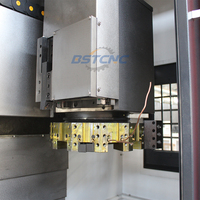 Prix de tour CNC de centre d'usinage de fraisage vertical de fabricant robuste de haute qualité à colonne unique conventionnelle VTC850
