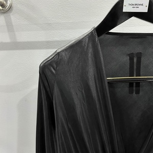Abito a maniche lunghe con lacci a V profondo con lacci lunghi con trattamento stile <span class=keywords><strong>primavera</strong></span> estate 2024 Rick - Product Image 4