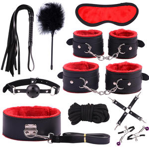 Sexy Lederen Bdsm Kits Pluche Sex <span class=keywords><strong>Bondage</strong></span> Set Handboeien Seksspelletjes Zweep Gag Tepel Klemmen Seksspeeltjes Voor Sexy Spelletjes Spelen Voor Koppels - Product Image 1