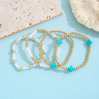 Ensemble de 4 bracelets à perles, perles dorées, perles blanches et breloques en turquoise, bijoux de plage, cadeau pour femmes