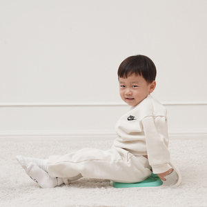 Asiento de suelo ergonómico y suave para bebé, silla de apoyo portátil de PP, cómoda silla de aprendizaje para sentarse, para uso diario de bebés y niños pequeños - Product Image 6