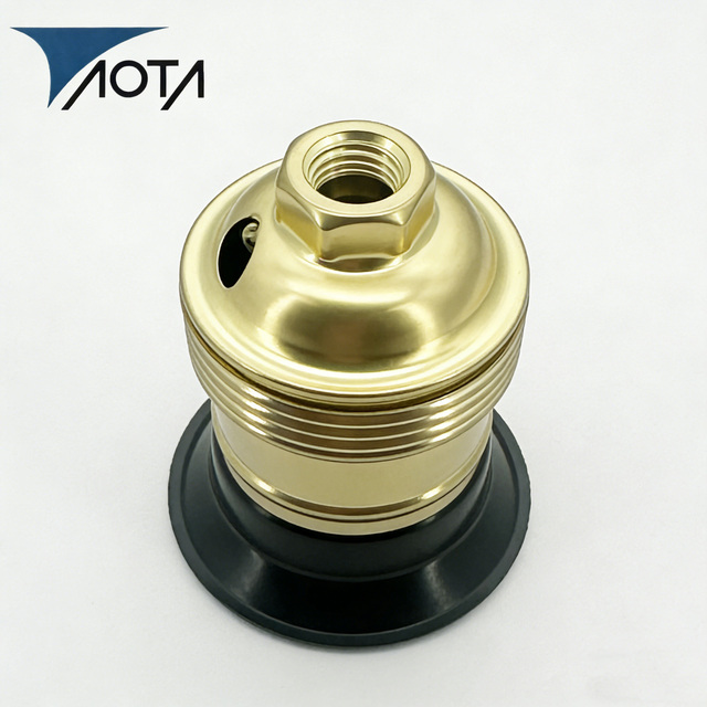 High Quality Brass Chandelier Lamp Base Decorative E27/E26 Bulb Holder 220-250V 1-Year Warranty