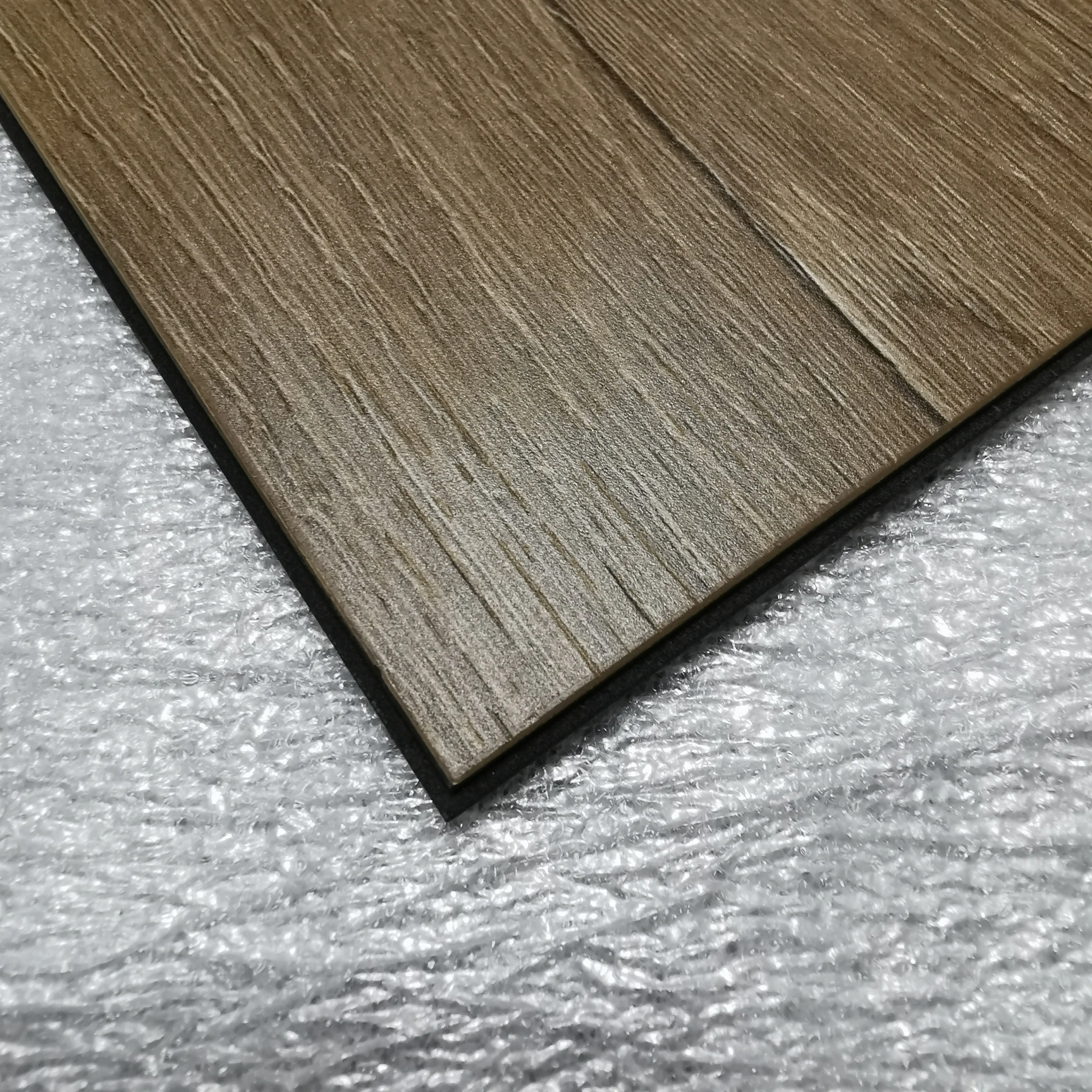 Kepler Spc Plastic Steen Composiet Luxe Vinyl Plank 0.5Mm Draaglaag 6Mm Eir Plank Houten Graan Vloer