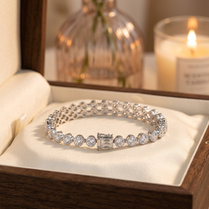 Bracelet tennis en argent 925 avec moissanite ronde sertie clos, finition blanche, bijoux fins, cadeau de mode pour femme, accessoire de chaîne de poignet - Product Image 2
