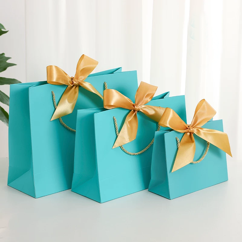 เขียว ฟ้า