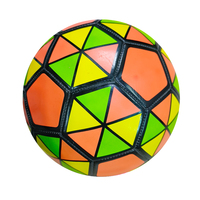 Pabrik grosir olahraga bola ukuran 5 sepak bola sepak bola luar ruangan permainan bahan PVC mesin kustomisasi dijahit sepak bola