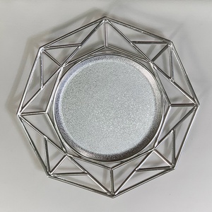 Assiettes de présentation octogonales creuses en plastique doré, écologiques, style vintage, pour décoration de mariage à domicile, vente en gros - Product Image 3