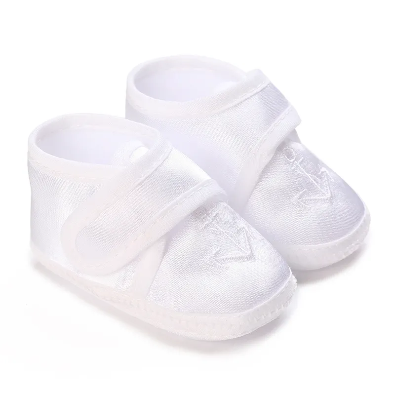Sonbahar yeni çok yönlü moda prenses tarzı düz ayakkabı tekne kanca karikatür desen 0-1 yaşındaki bebek vaftiz ayakkabı