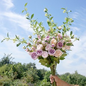 Vente chaude Austin <span class=keywords><strong>Rose</strong></span> Décor 6-Tête Artificielle Blanc Violet Fleurs pour la Décoration de Table de Mariage pour la Saint-Valentin Pâques - Product Image 2