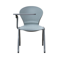 Chaise de bureau de style moderne de haute qualité avec cadre en métal Chaise visiteur empilable avec salle de conférence en plastique Caractéristiques de formation