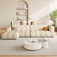 Canapé sectionnel carré en bois de style crème nordique français pour salon, idéal pour appartements petits et moyens, design moderne et minimaliste