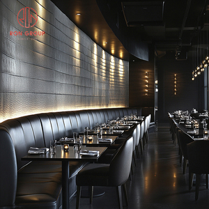 Ensemble de canapés et chaises contemporains en métal noir industriel avec revêtement en cuir, table à plateau en marbre pour restaurant, hôtel, café - Product Image 1