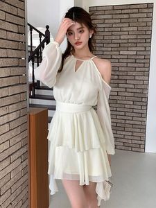 Nuovo Stile Estivo: Abito <span class=keywords><strong>da</strong></span> Donna con Scollo Halter, Vita Aderente, Spalle Scoperte, Estremamente Bello e Stile Fatato - Product Image 4