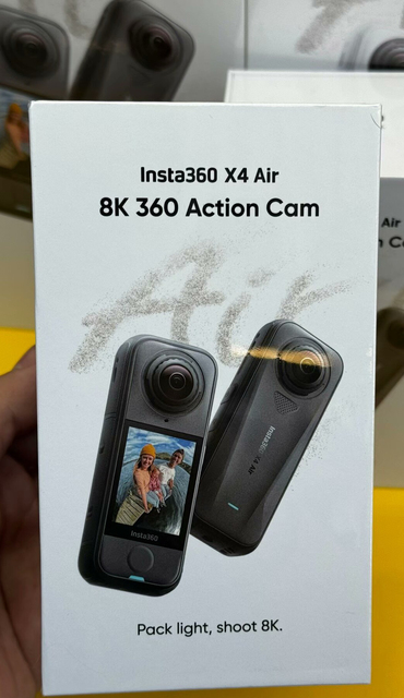 Original for Insta360 X4 Air Bundle Dual 1/1.8inch Sensors Stunning 8K 360 Video, Portable and Lightweight 165g