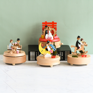 Sweet Valentine's Day Lover Music Box Clockwork Caja de música de madera para niños Niños Niñas - Product Image 1