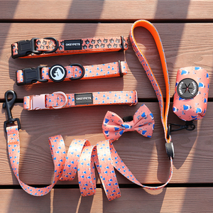 Collar de perro de poliéster de neopreno con logotipo de etiqueta redonda Impresión personalizada Collar de perros bien acolchado - Product Image 5