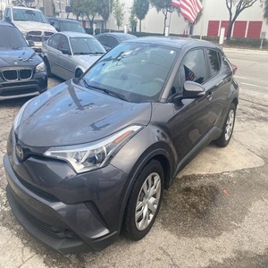 Commandes personnalisées acceptées - <span class=keywords><strong>Toyota</strong></span> C-HR XLE FWD SUV 2013, <span class=keywords><strong>bleu</strong></span> métallisé, toit noir, sièges en cuir usagés, intérieur foncé, conduite à gauche, R17, automatique - Product Image 2