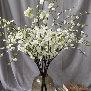 Branches d'arbre artificielles en tissu de soie de haute qualité, fleurs de cerisier blanches et roses, tiges de sakura pour la décoration de mariage - Product Image 6