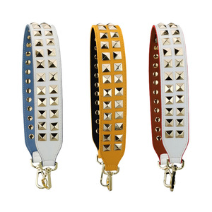 <span class=keywords><strong>Sangle</strong></span> de sac de style gothique punk cloutée, large et robuste en cuir, avec double rangée de rivets pyramidaux, remplacement pour sacs à main - Product Image 1