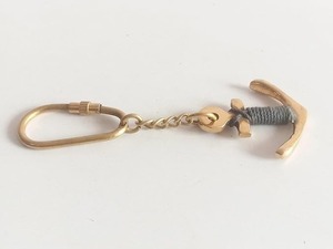 Llavero de ancla de oro vintage Accesorio náutico de aleación de moda con clip de mosquetón - Product Image 3