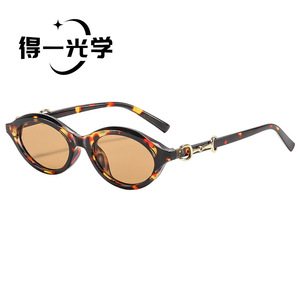 Oval Frame <b>Sunglasses</b> Black UV400 Women's Sun Protection - Product Image 2