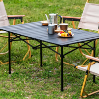 Table pliante d'extérieur en acier au carbone de haute qualité pour camping et plage, vente directe usine, idéale pour les grillades.