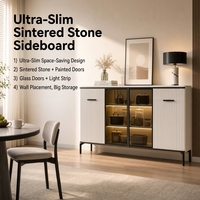 Buffet moderne ultra-fin blanc avec dessus en pierre frittée, porte en verre, éclairage LED, laque MDF, rangement pour salle à manger et salon