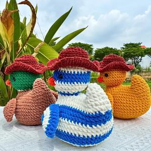 ตุ๊กตาสัตว์ผ้าฝ้ายถักโครเชต์ขนาดใหญ่ทำด้วยมือพร้อมหมวกผ้าคอตตอน PP - Product Image 1