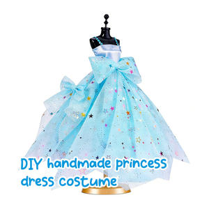 Kit d'artisanat pour filles, couture, design de mode, mannequin en plastique, modèles en tissu, accessoires, outils, rangement, cadeau, âges huit ans et plus - Product Image 5